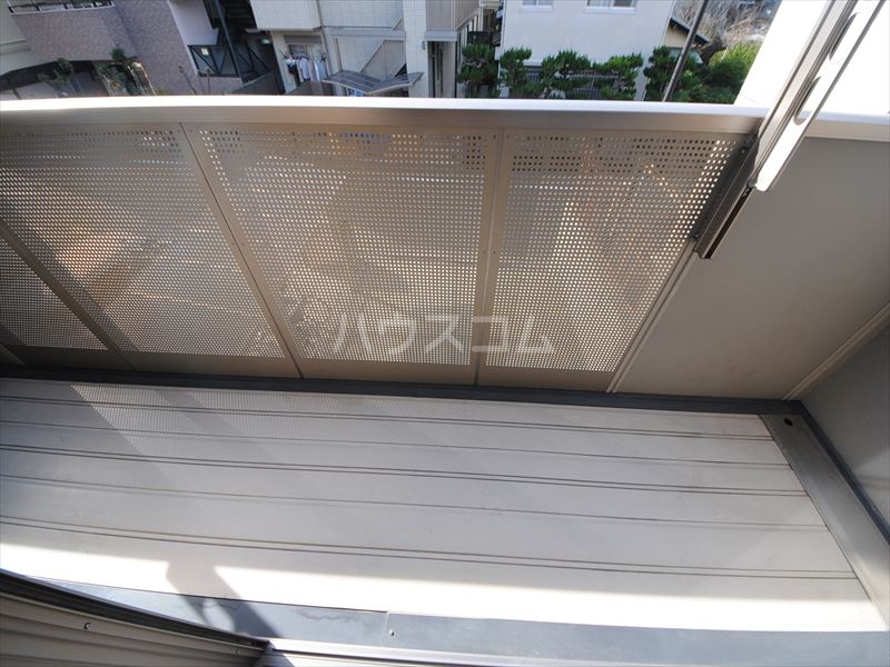 22/30 バルコニー