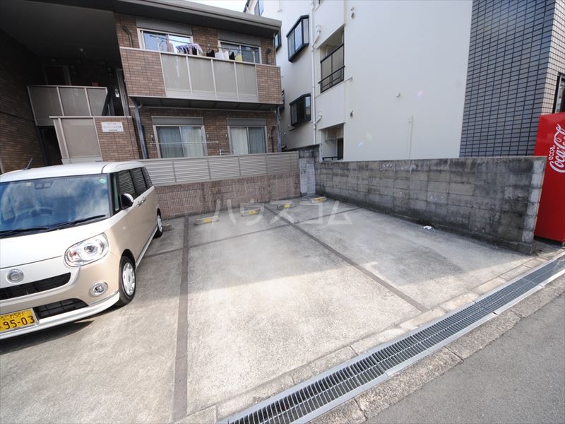 2/8 駐車場