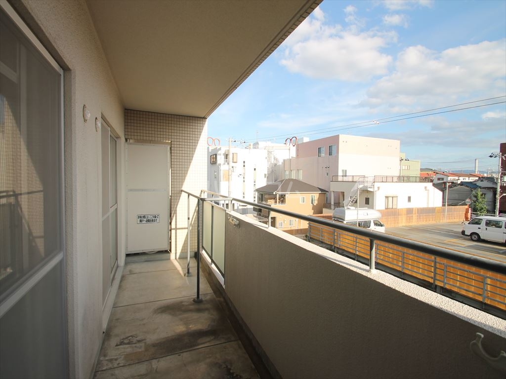 23/30 バルコニー