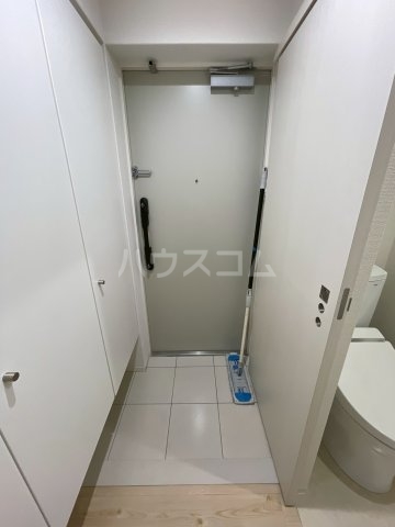 13/30 玄関