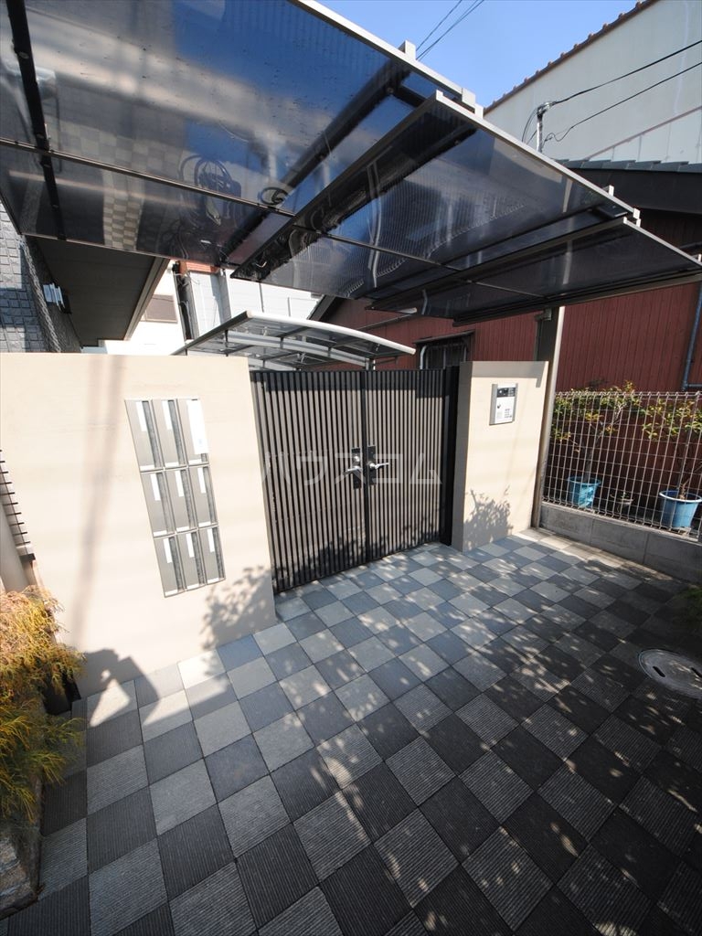 2/8 エントランス