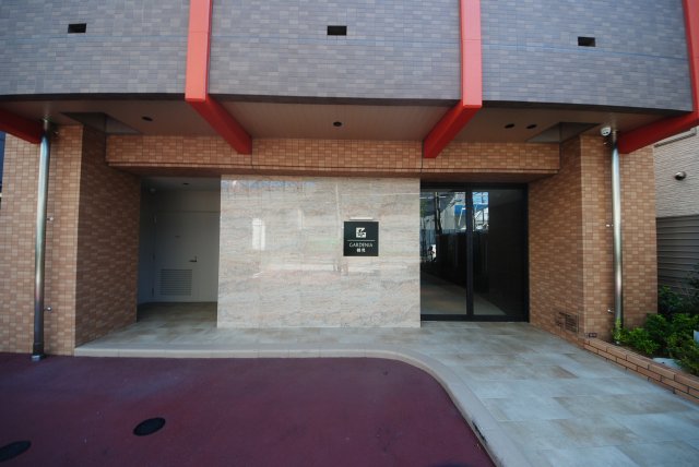 15/18 エントランス