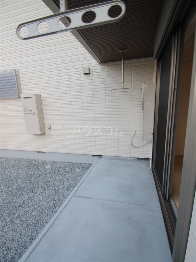 25/30 バルコニー