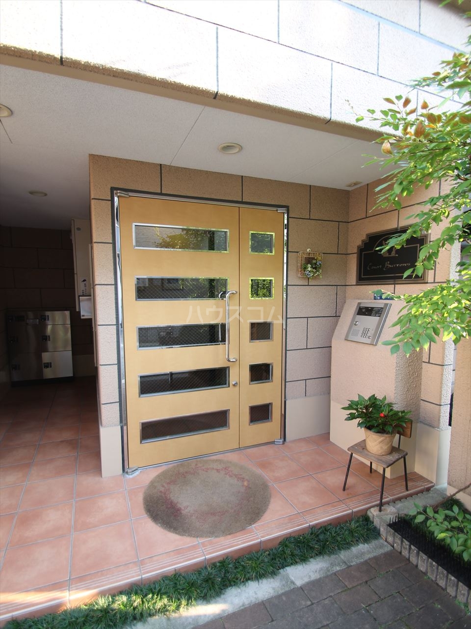 建物エントランス