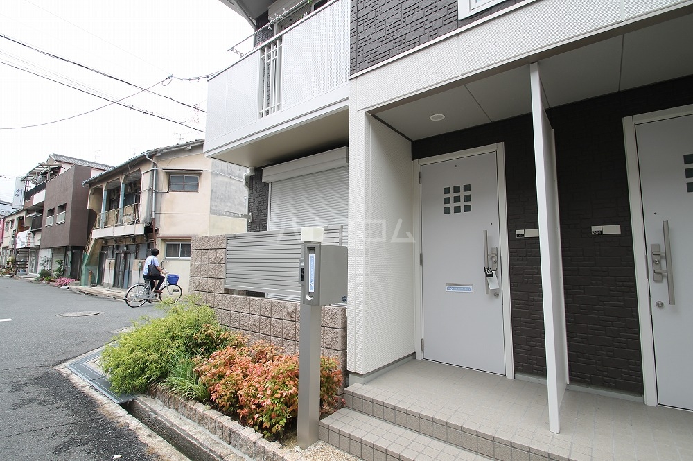 3/4 エントランス