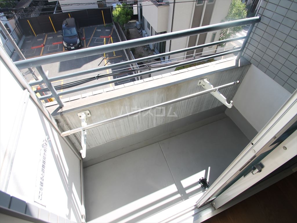 17/30 バルコニー