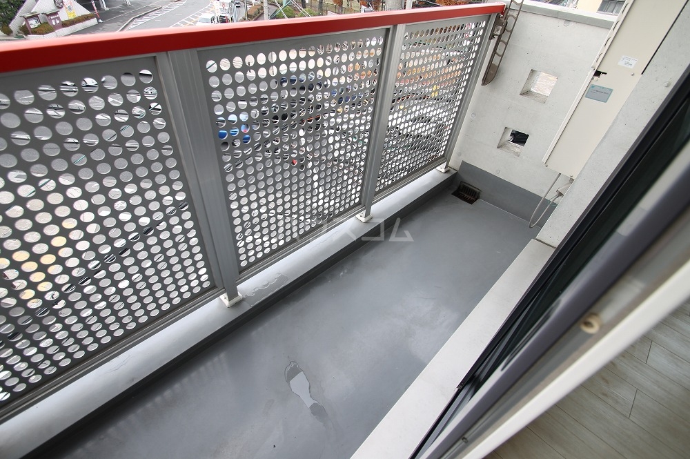 17/30 バルコニー