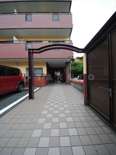 2/10 エントランス