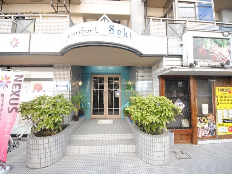 2/8 エントランス