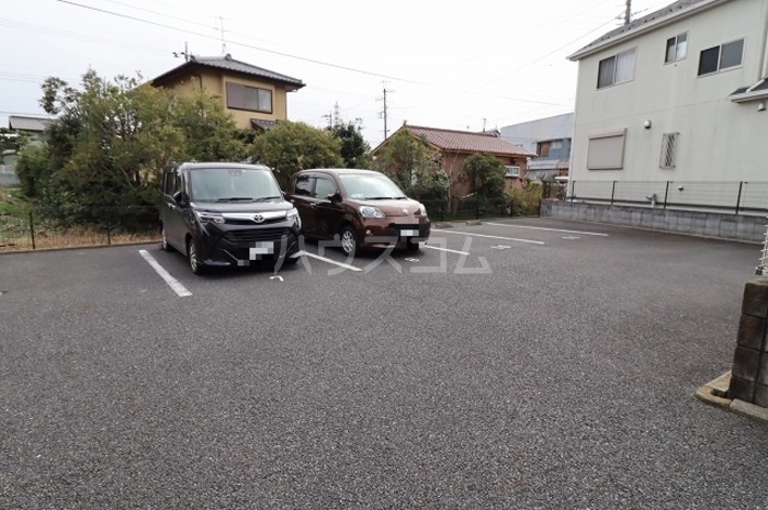 16/26 駐車場