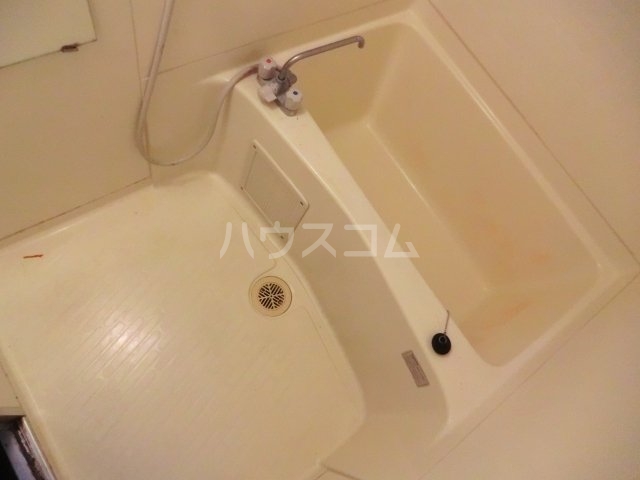 17/30 浴室