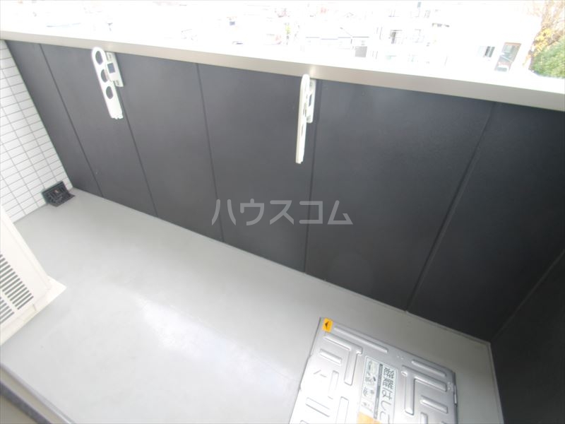20/30 バルコニー