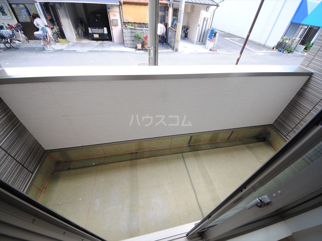 18/30 バルコニー