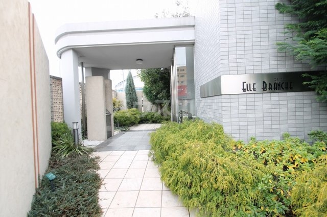 2/6 エントランス