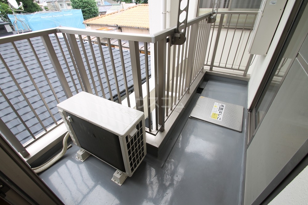 19/29 バルコニー