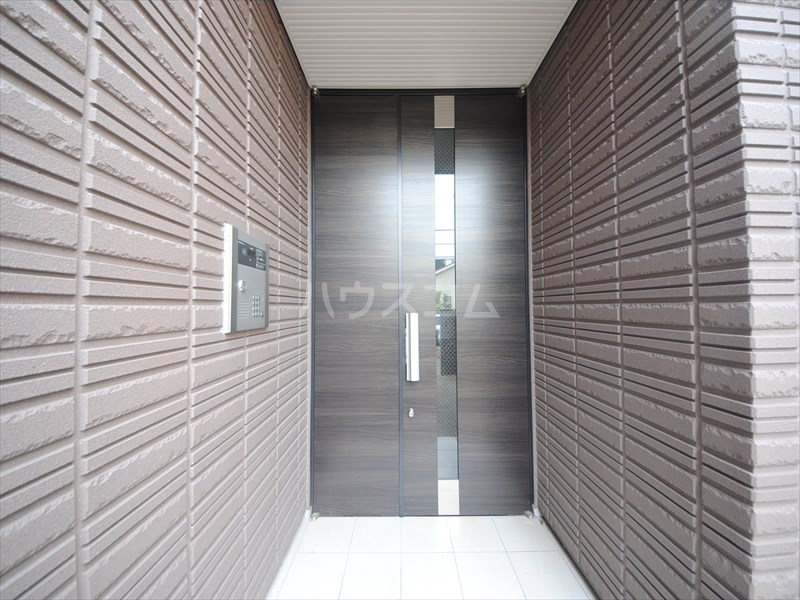 2/3 エントランス