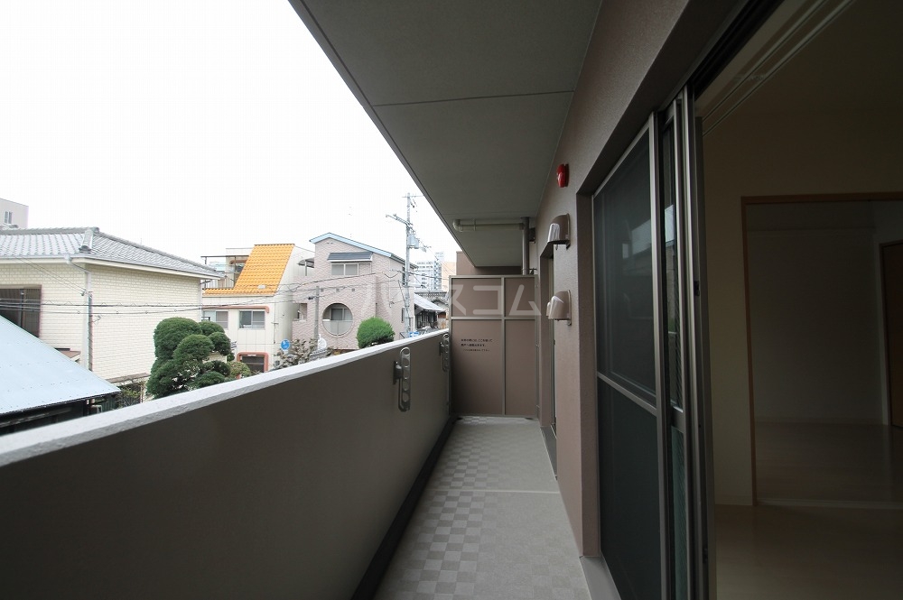 21/30 バルコニー