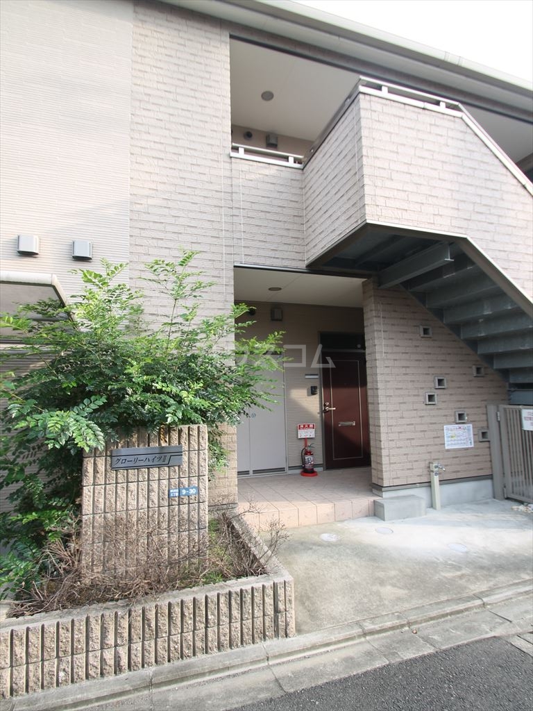 3/7 エントランス