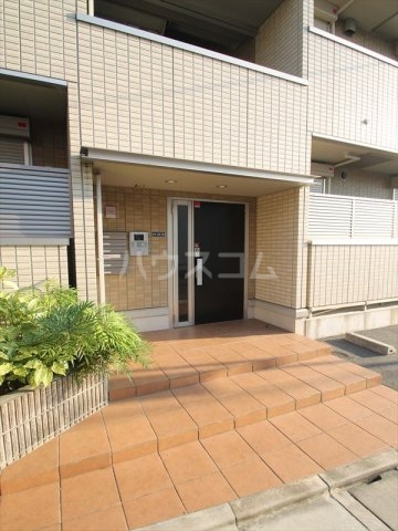 29/30 エントランス