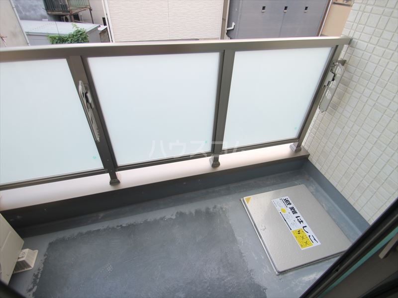 25/30 バルコニー