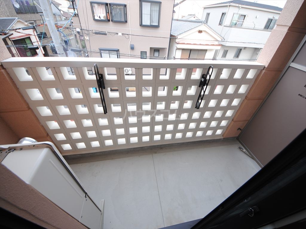 19/27 バルコニー