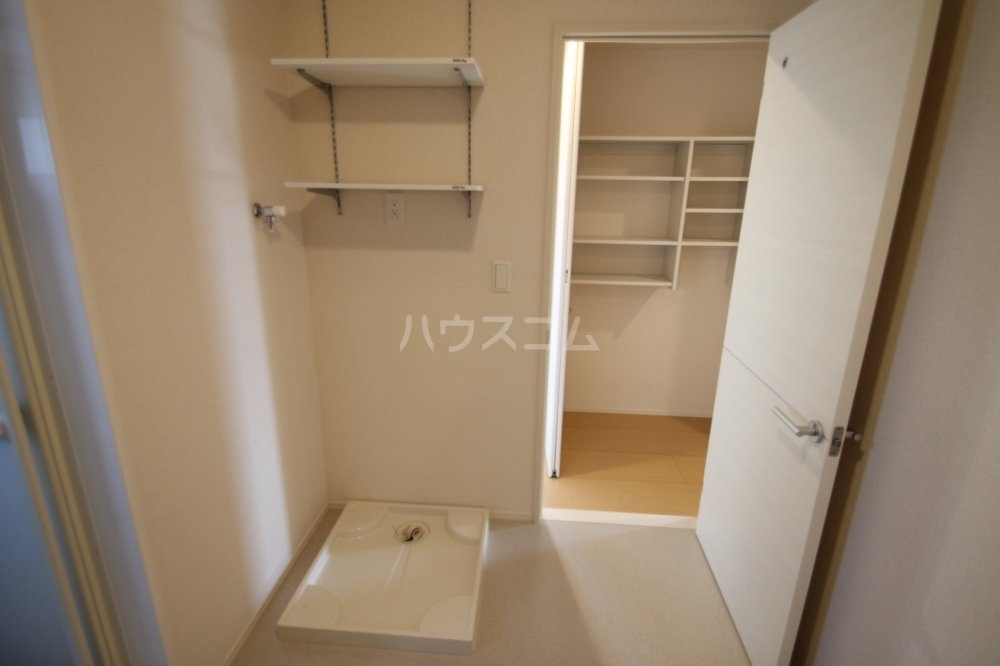 17/30 洗面