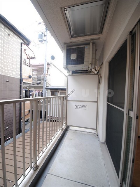 19/30 バルコニー