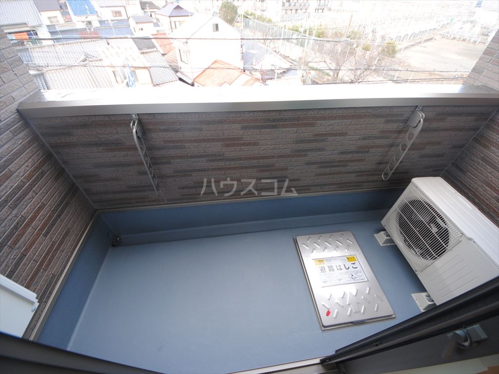 19/30 バルコニー