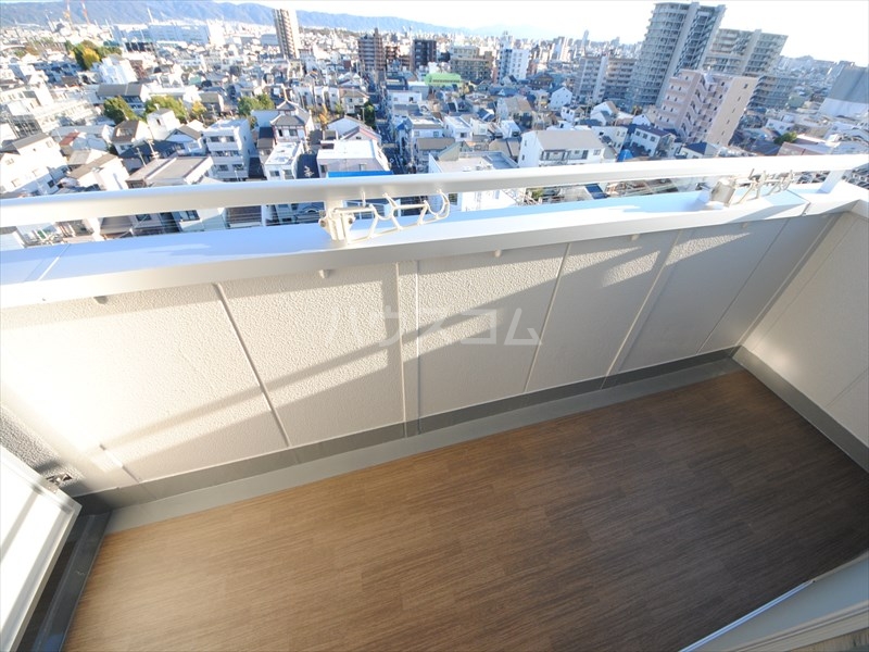 23/30 バルコニー