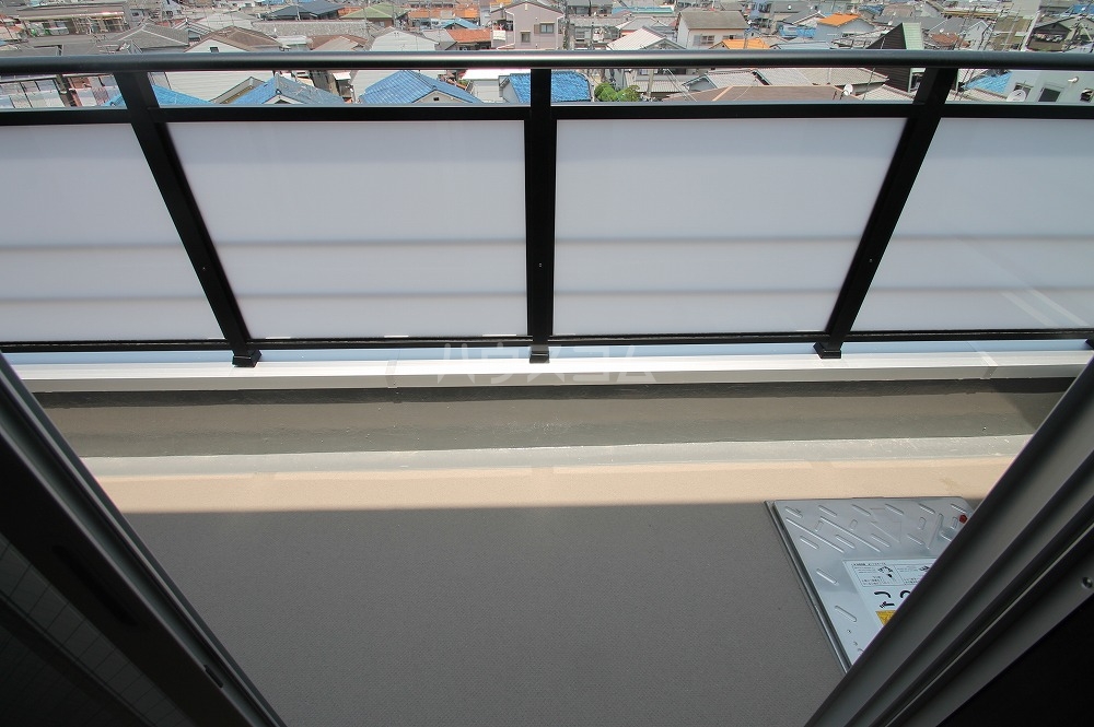 20/30 バルコニー