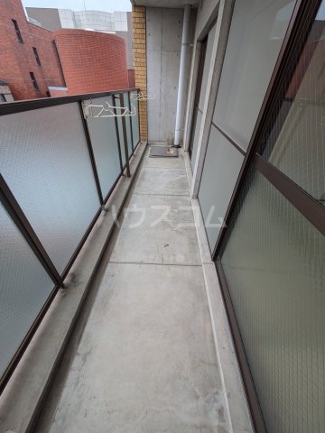 20/30 バルコニー