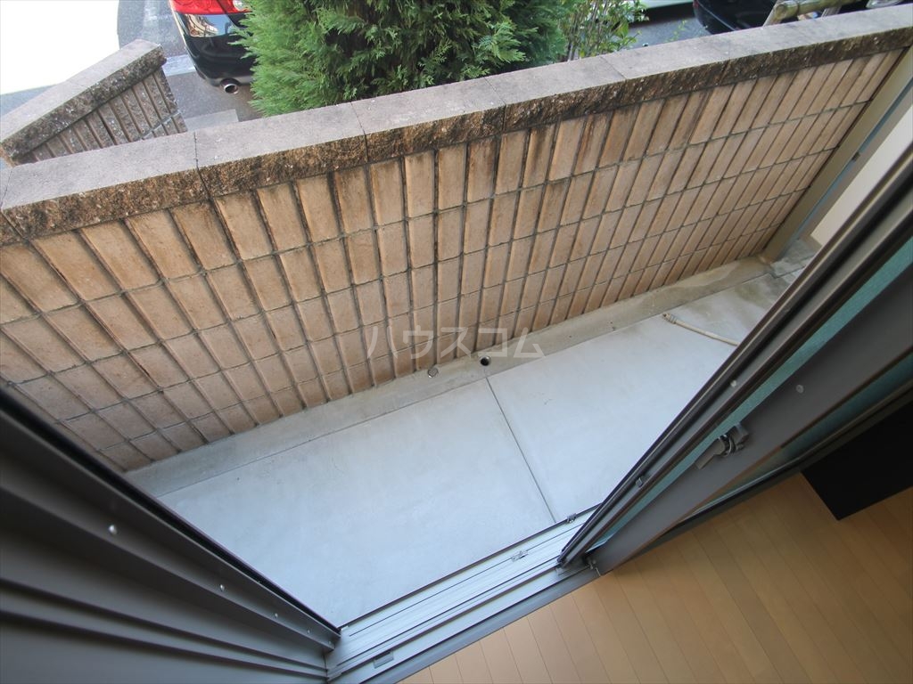 25/30 バルコニー