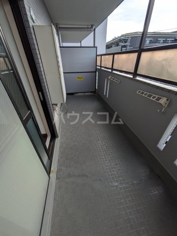 21/30 バルコニー