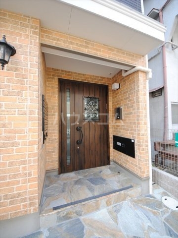 13/21 エントランス