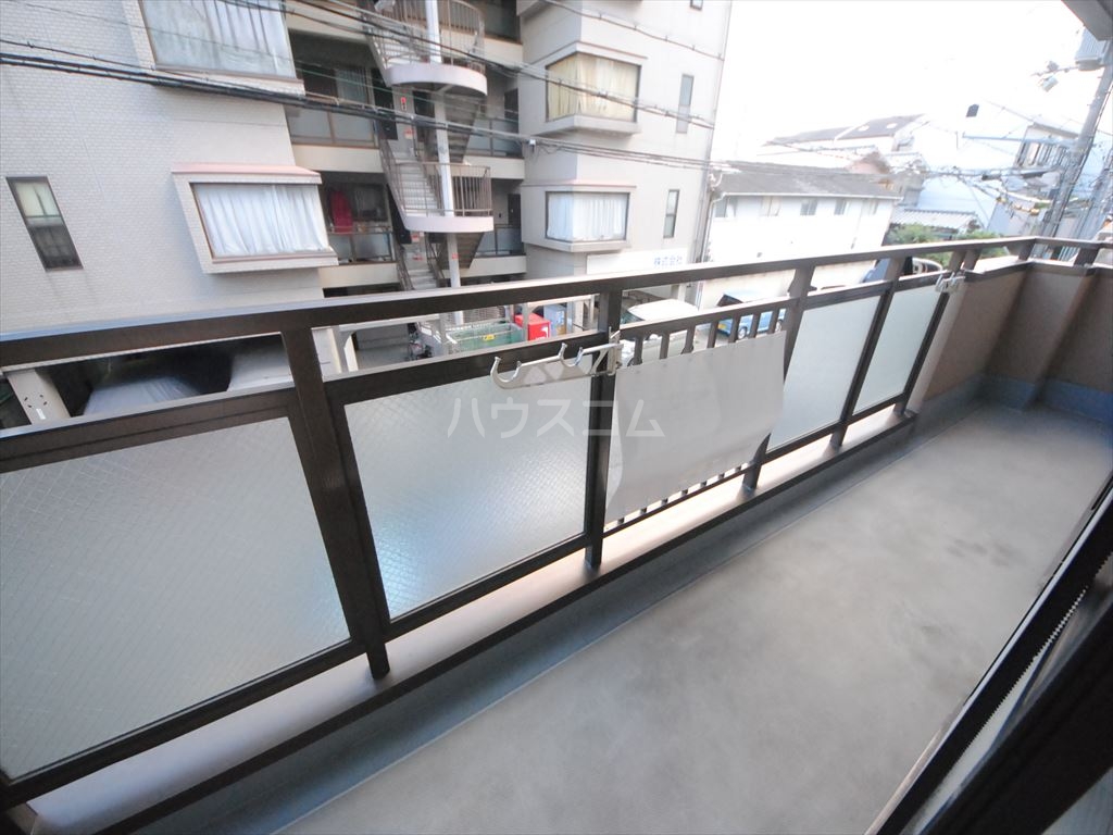 21/30 バルコニー