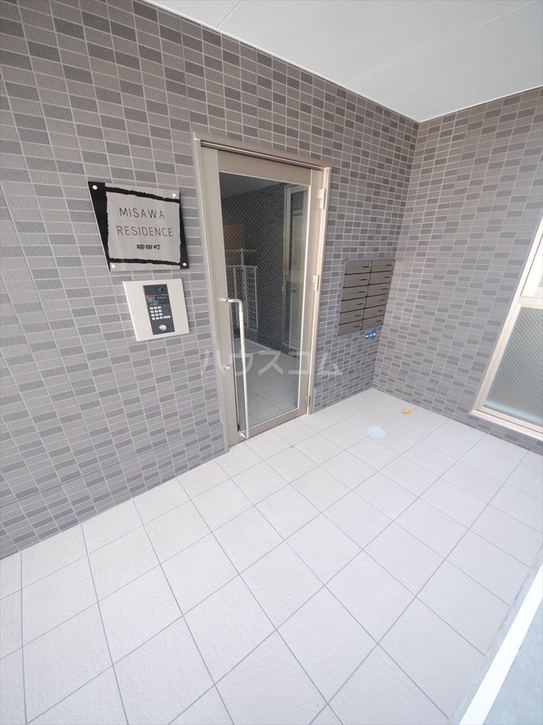 2/6 エントランス