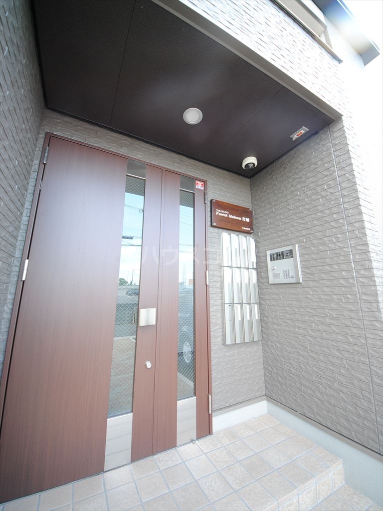 22/30 エントランス