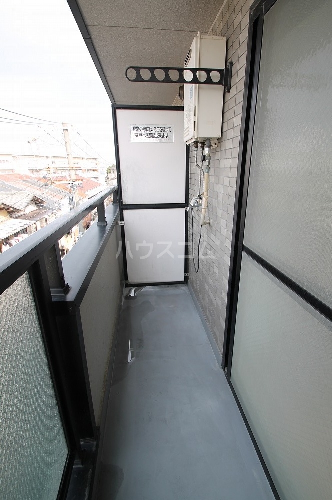 19/30 バルコニー
