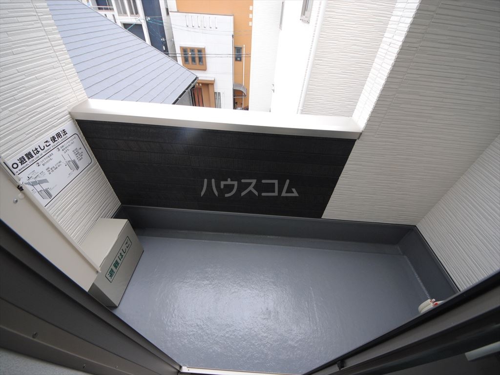 19/30 バルコニー