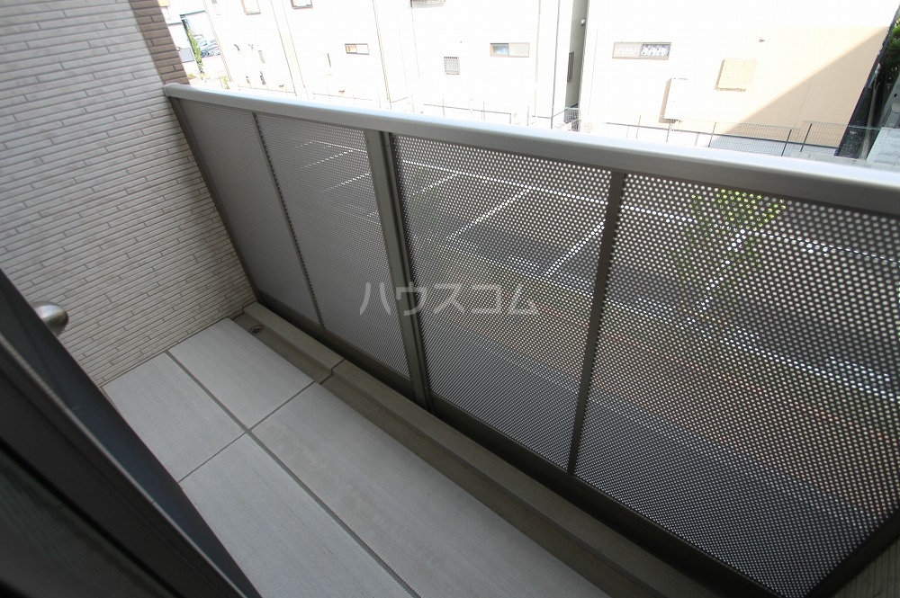 19/30 バルコニー