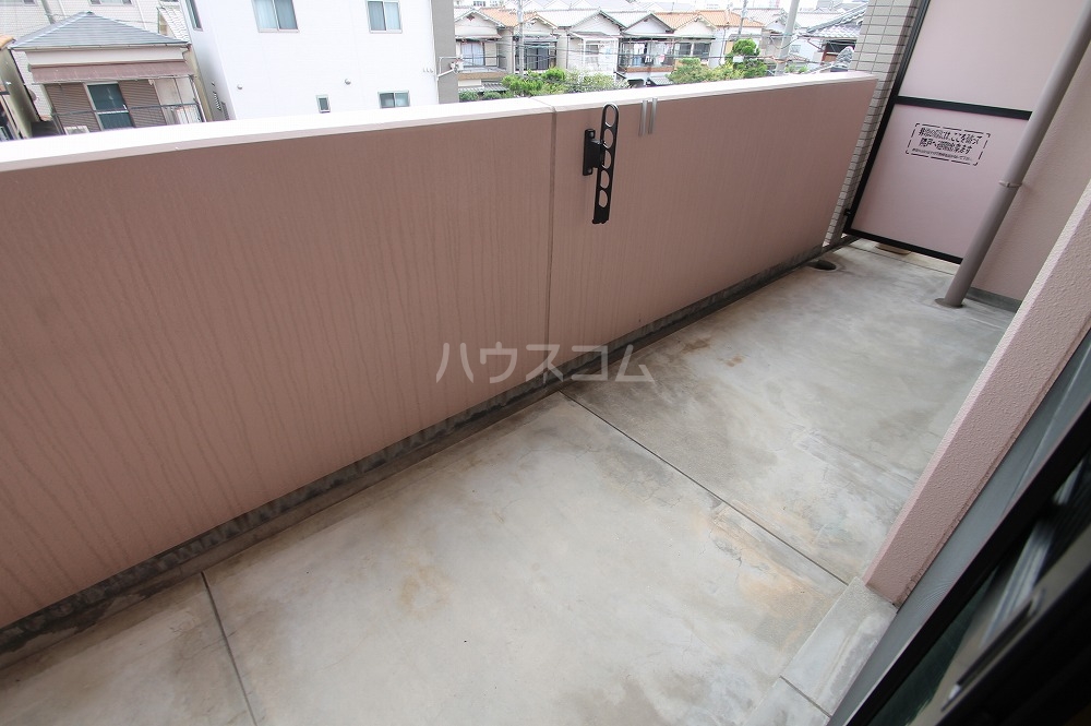 21/30 バルコニー