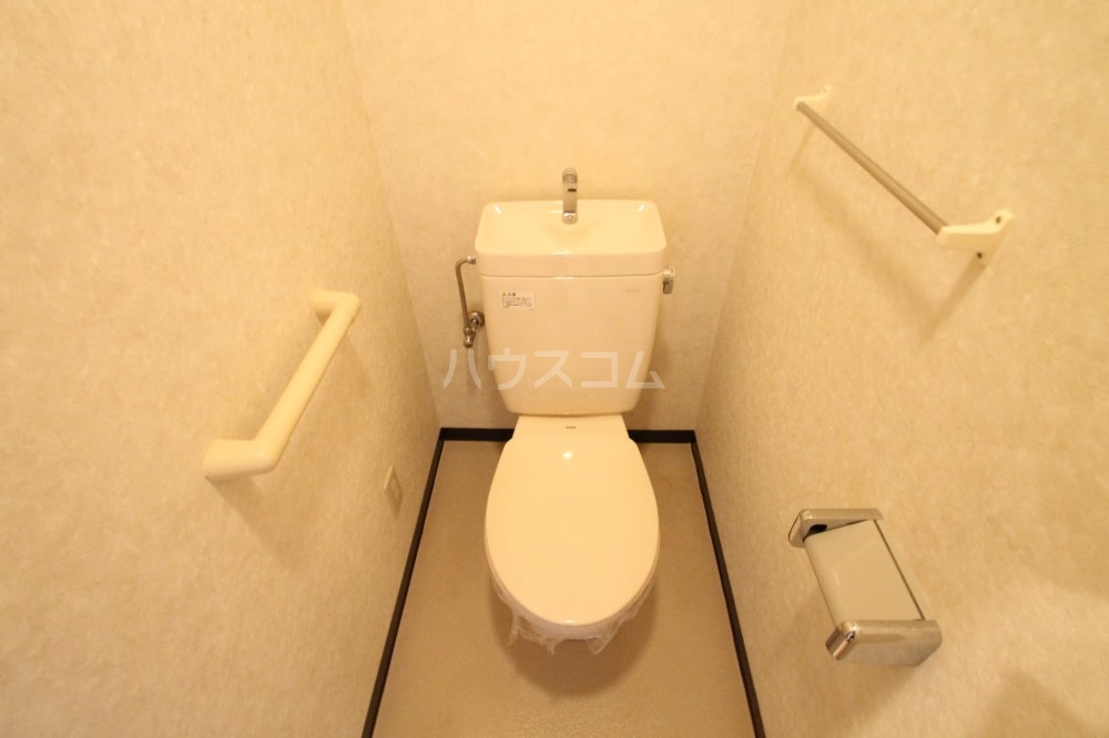 16/30 トイレ