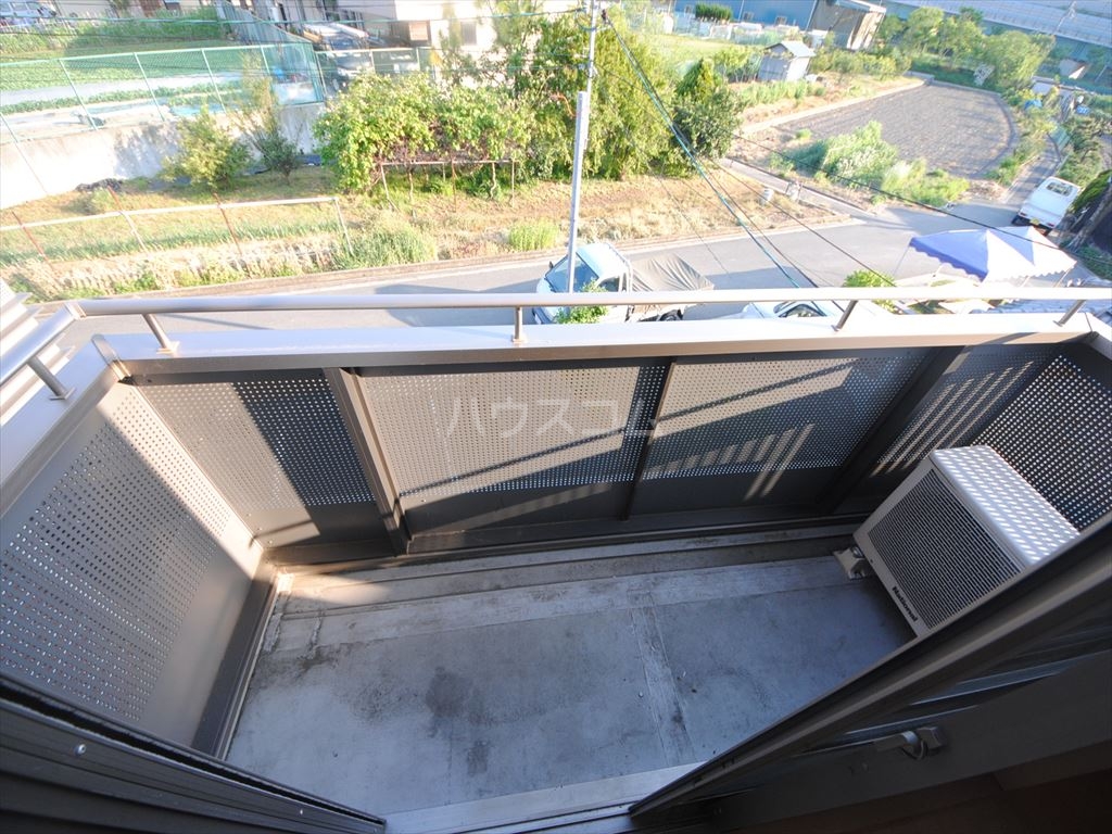 19/28 バルコニー