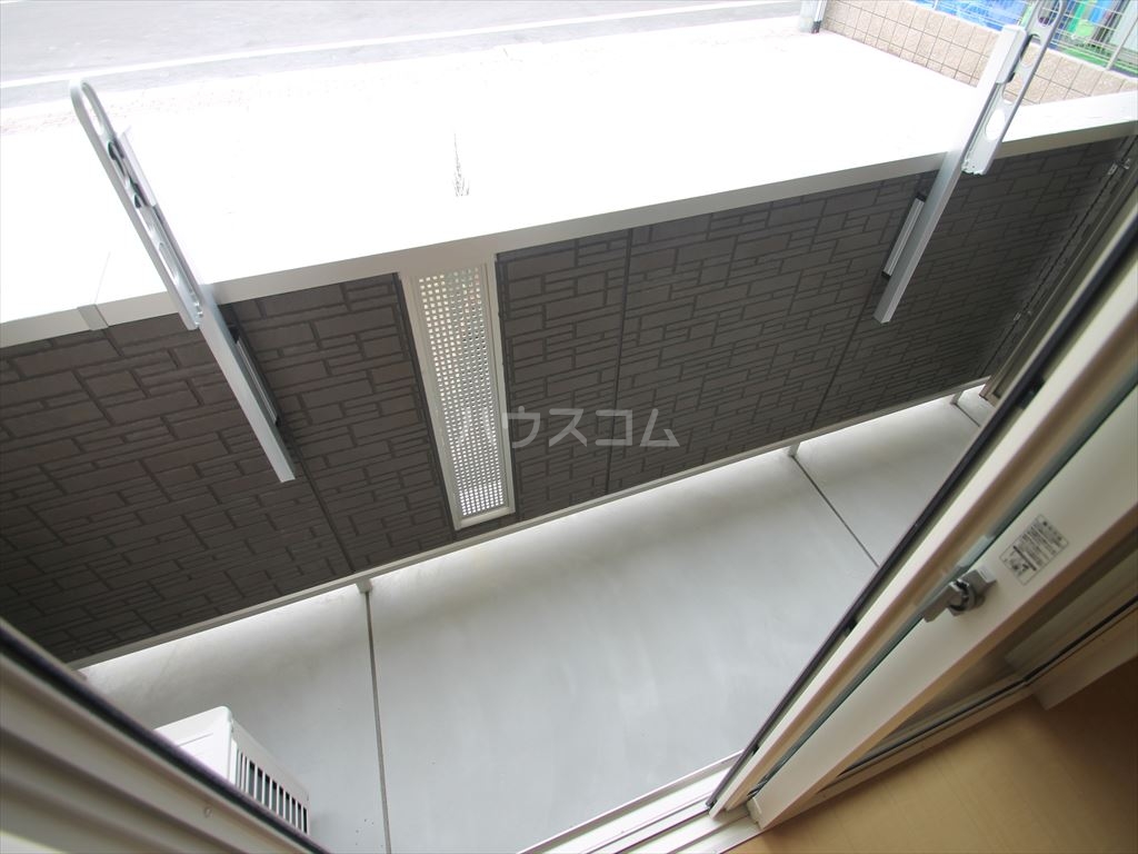 20/30 バルコニー