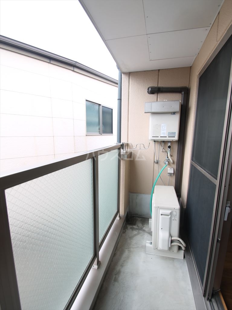 23/30 バルコニー