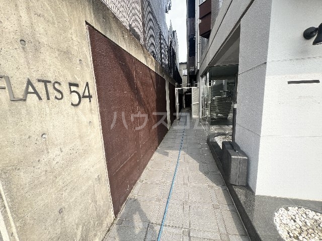 3/7 エントランス