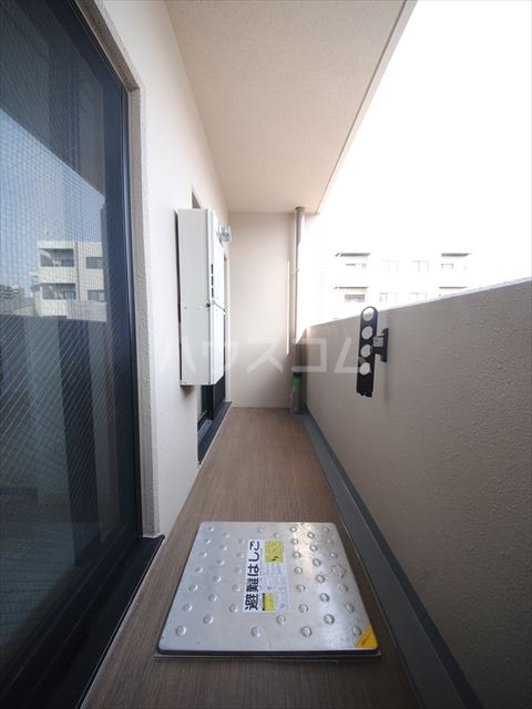 21/29 バルコニー