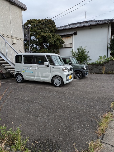 20/21 駐車場