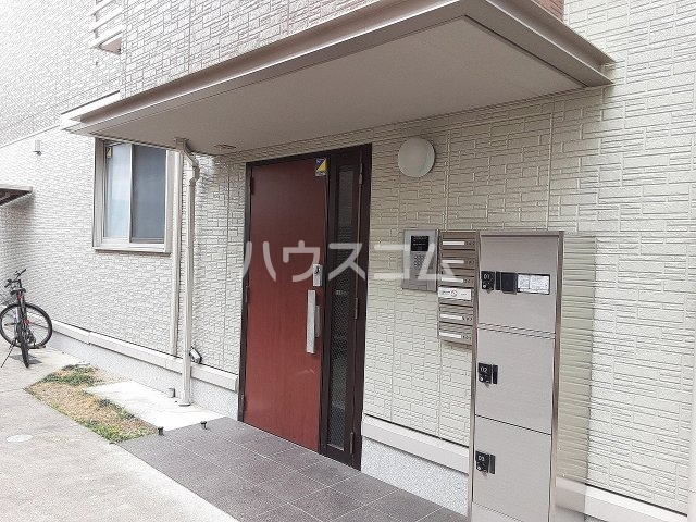 21/27 エントランス