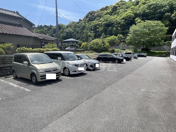 2/10 駐車場